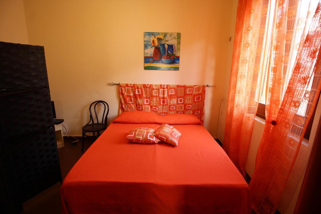 Bovio Guest House 卡斯泰拉马莱 外观 照片