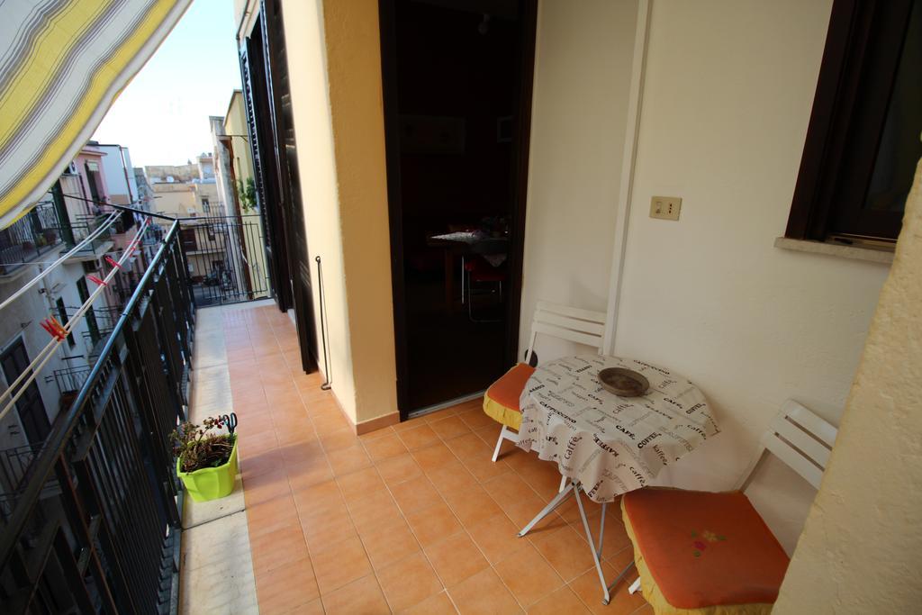 Bovio Guest House 卡斯泰拉马莱 外观 照片